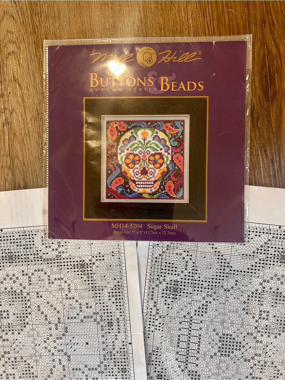 Mill Hill Sugar Skull Cross Stitch Pattern & Perforated Paper MH14-5204